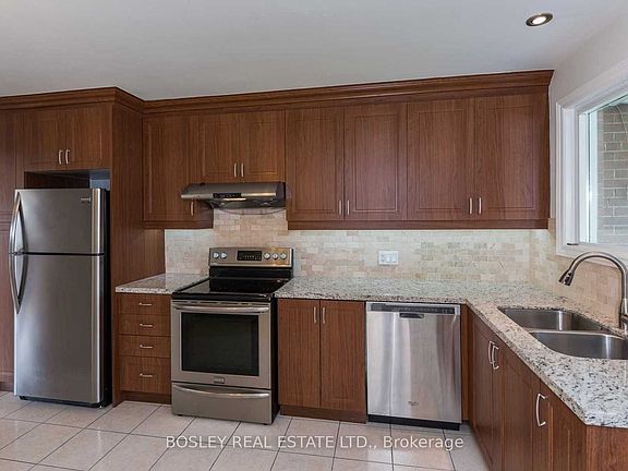 3rd image of 286 Searle Ave
