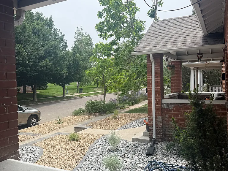387 N Emerson St — Photo 22