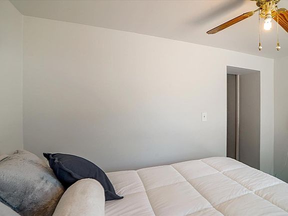 2nd image of 55 Roosevelt Ave #55
