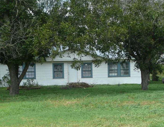 House Farmers — Photo 1
