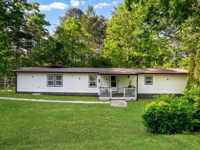 210 Church St, Epworth, GA, 30541