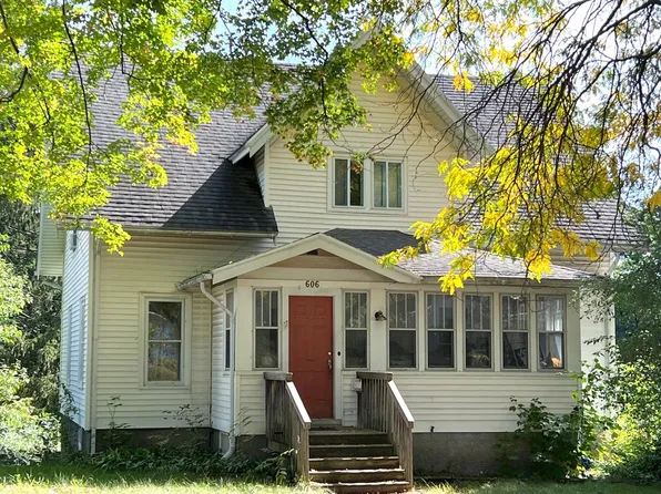 606 S Clay St, Greenville, MI 48838
