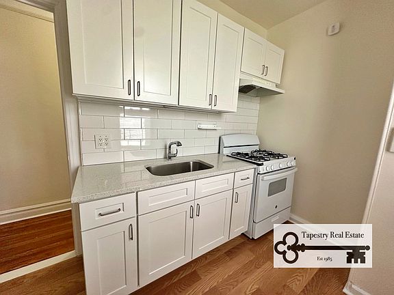 4th image of 4308 28th Ave APT 18