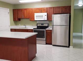 1008 Akoko St, Honolulu, HI 96814