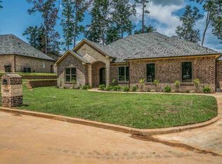 1105 Insignia Way, Longview, TX 75604