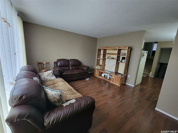 4th image of 4406 B 32nd St