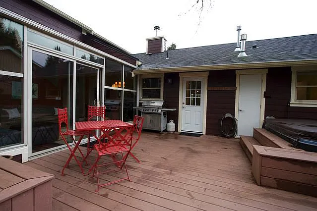 2810 Iowa Dr — Photo 24