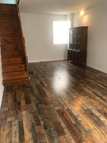 2 bed, 800 sqft, $1,300 — Photo 2