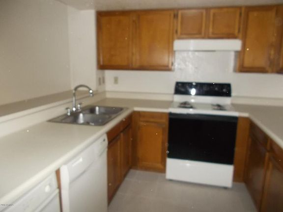 5th image of 4730 W Northern Ave Unit 2102