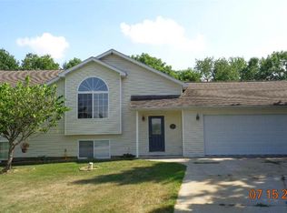 11192 Sun Dog Trl, Perrinton, MI 48871