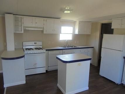 4th image of 3323 Iowa St Lot 432