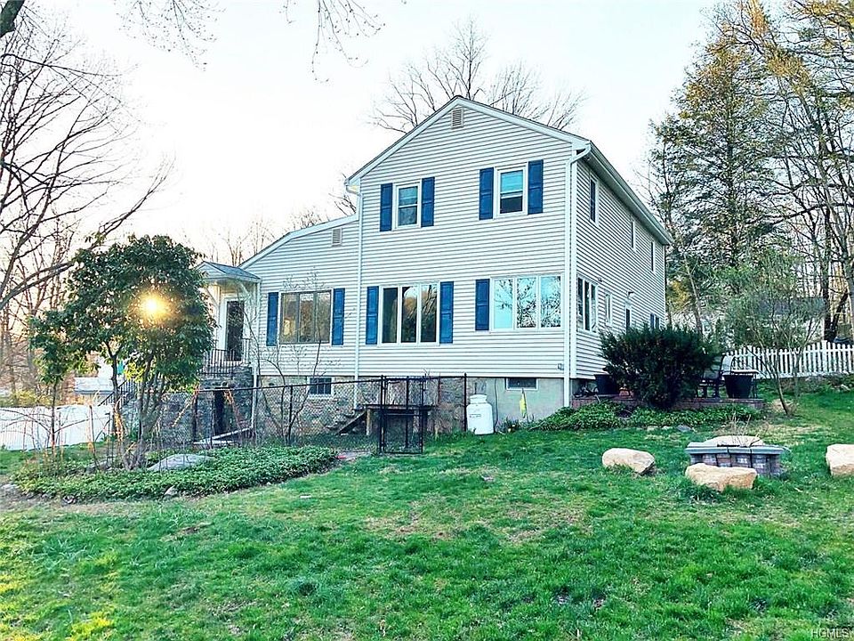 1st image of 2 Lincoln Dr