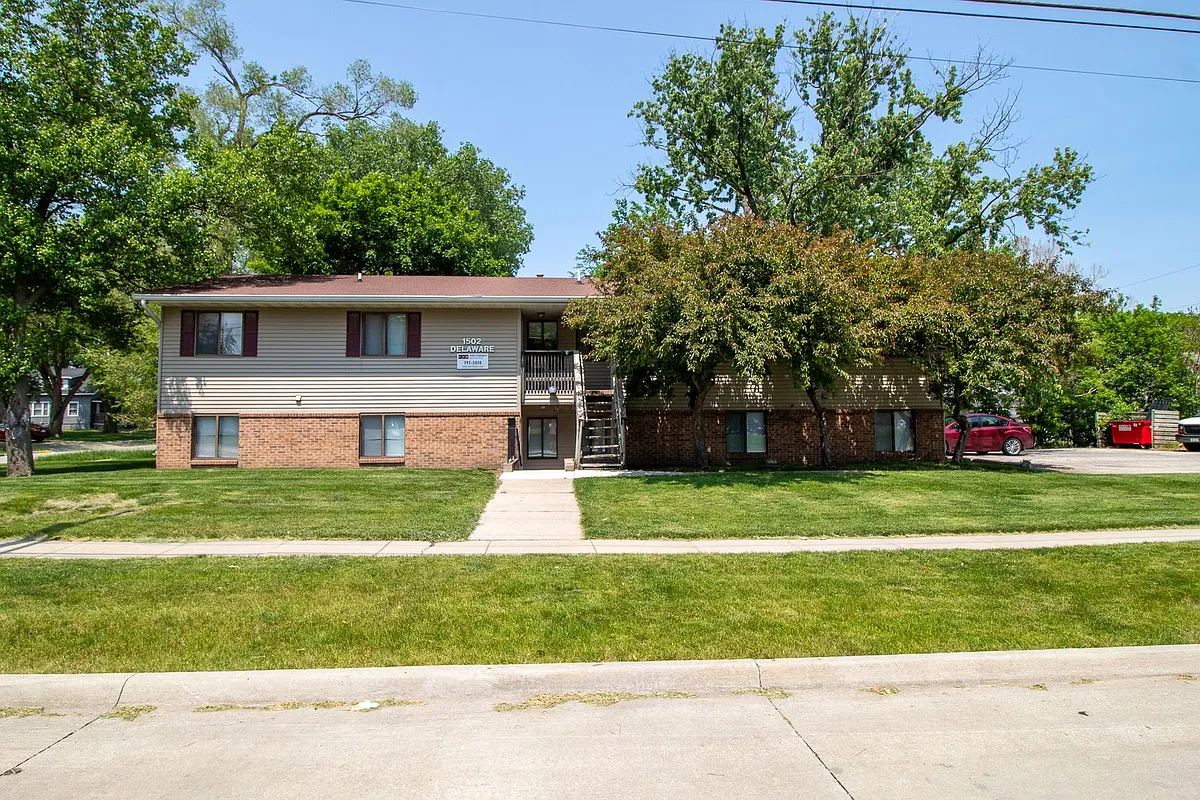 Building Photo - 1502 Delaware