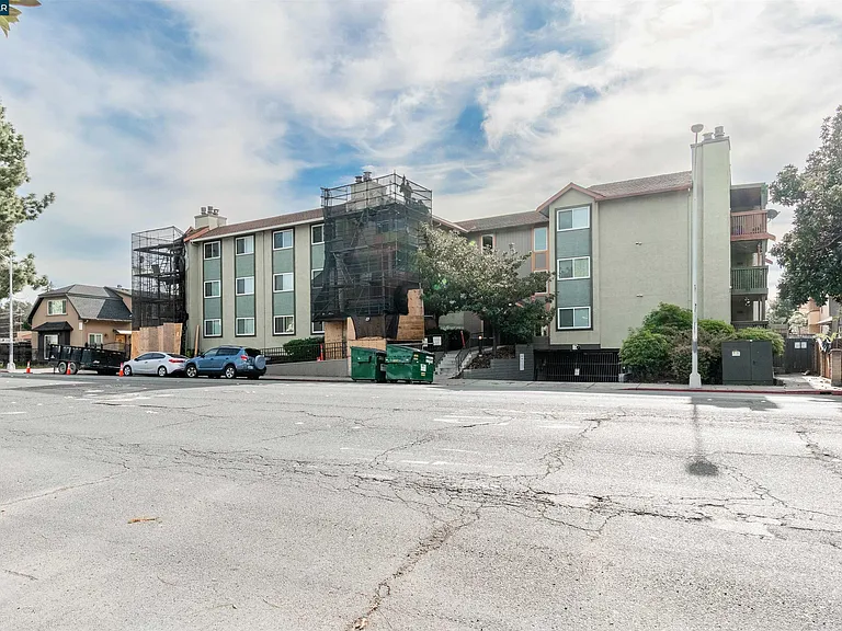 1315 A St #206 — Photo 33