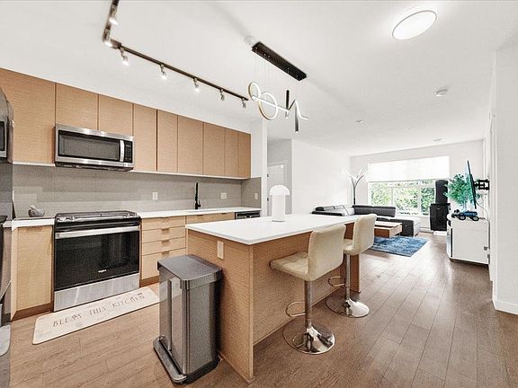5th image of 8150 207th St #B208