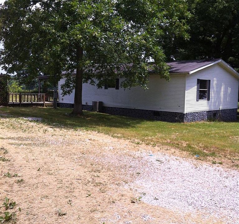 2nd image of 84 Blackberry Rd
