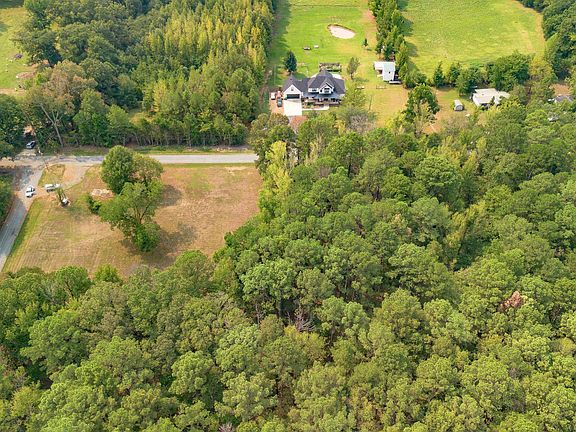 5th image of Wilkiewicz Rd