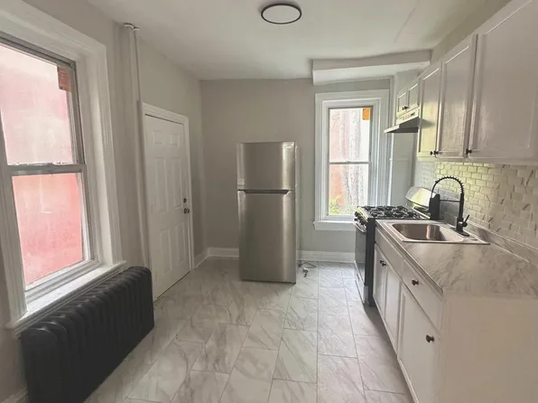 311 Calhoun St, Trenton, NJ 08618