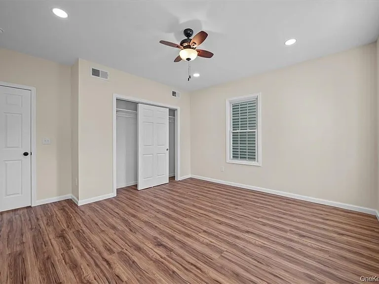 175 W Main St #1 — Photo 15