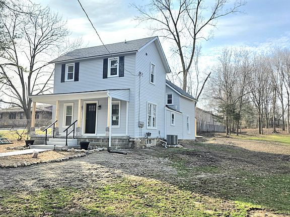 2nd image of 515 Territorial Rd