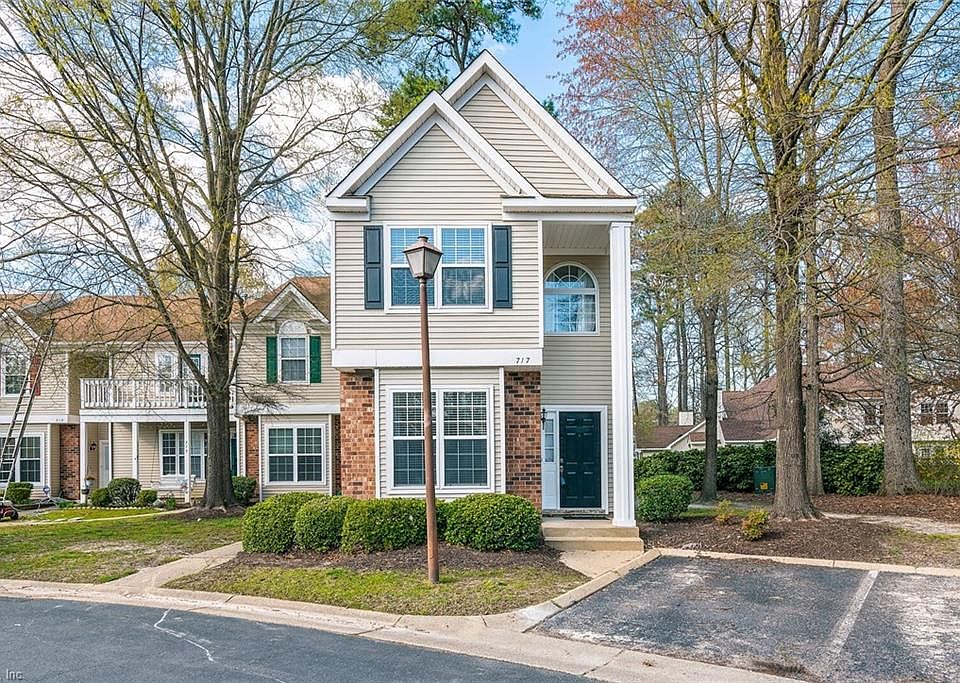 1st image of 717 Windbrook Cir