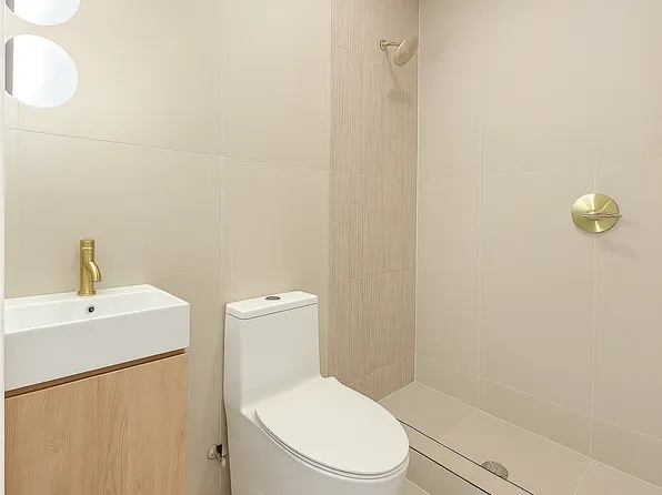 1584 Fulton Street image 5 of 6