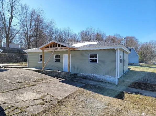 2018 N 16th St, New Castle, IN 47362