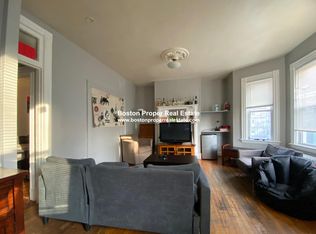 121 Hillside St #3J, Roxbury Crossing, MA 02120