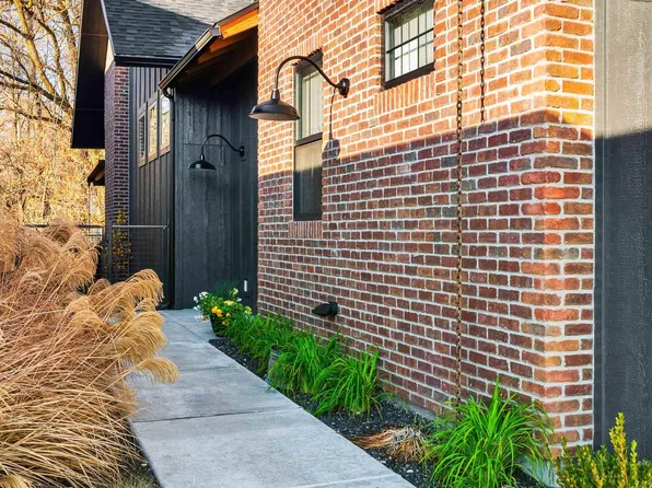 241 S Steel Farm Ave, Eagle, ID 83616