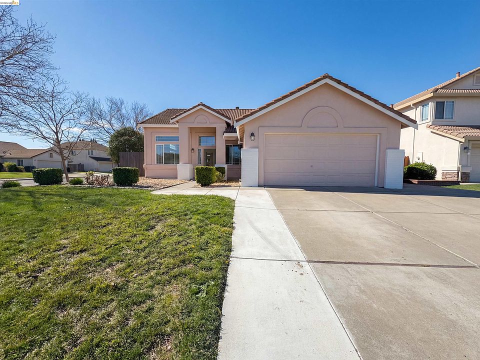 1st image of 300 Perkins Ct