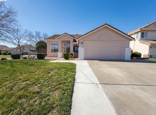 300 Perkins Ct, Suisun City, CA