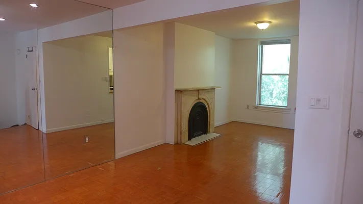 Rented by Garfield Realty  | media 20