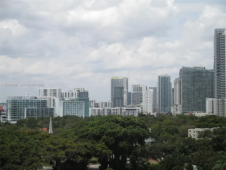 1865 Brickell Ave — Photo 5