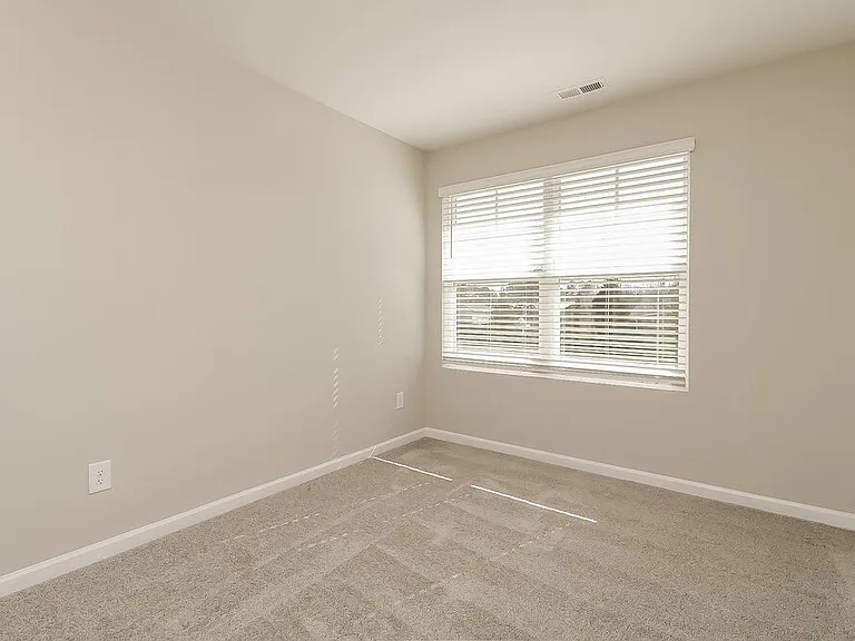 548 Wendell Falls Pkwy — Photo 13