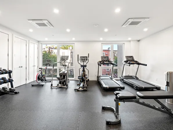 1173 Rogers Avenue image 10 of 12