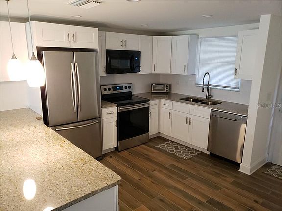 3rd image of 1100 E Bay Dr APT 61