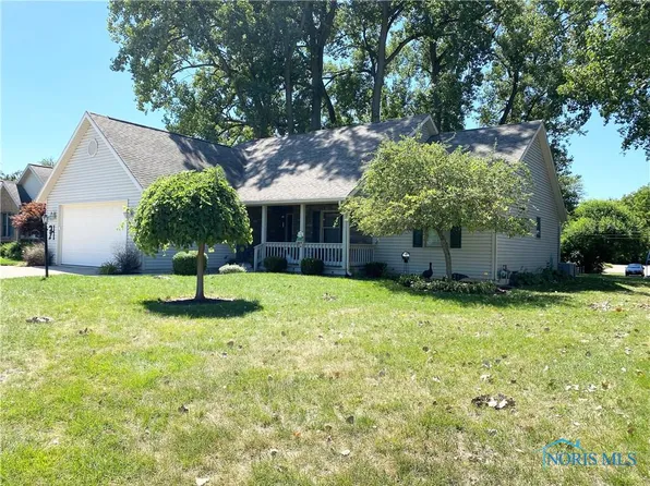 26 Hawthorne Dr, Delta, OH 43515