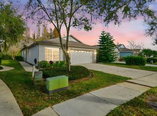 19204 Weymouth Dr, Land O Lakes, FL 34638