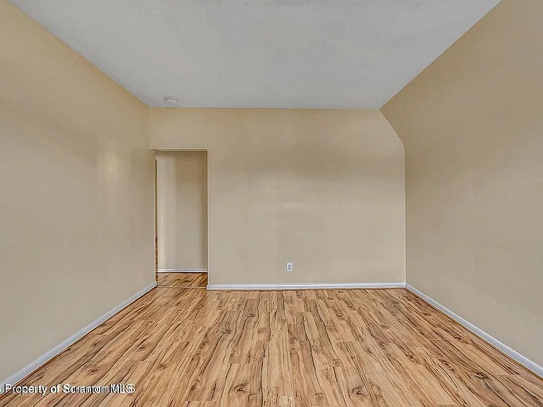 402 Scott St #3 — Photo 4