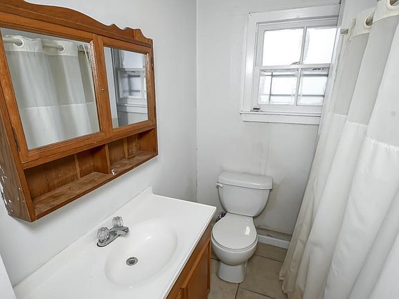 4th image of 2506 Hamilton St