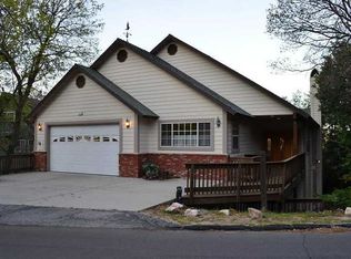 1274 Yellowstone Dr, Lake Arrowhead, CA 92352