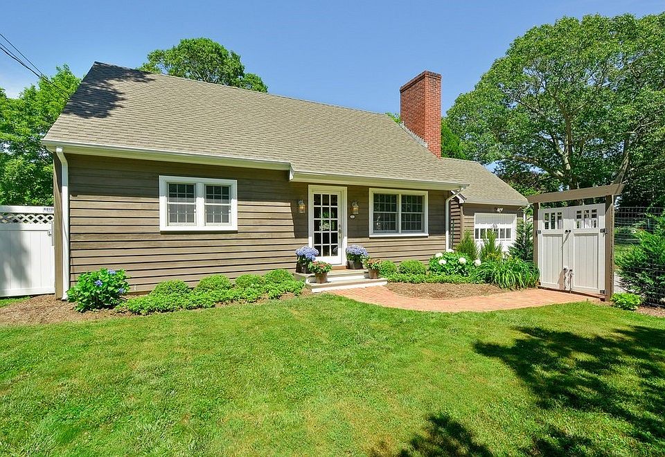 1st image of 156 Cedar St