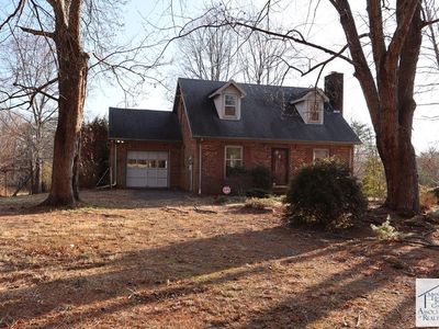 172 Circle Dr, Patrick Springs, VA, 24133