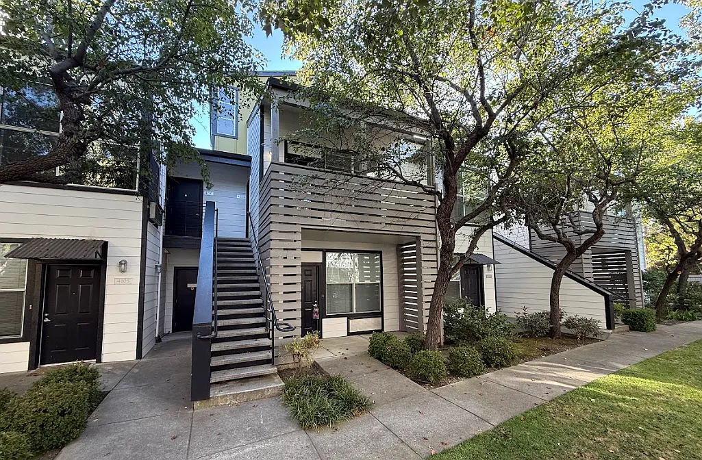 Montage Apartments — Photo 2