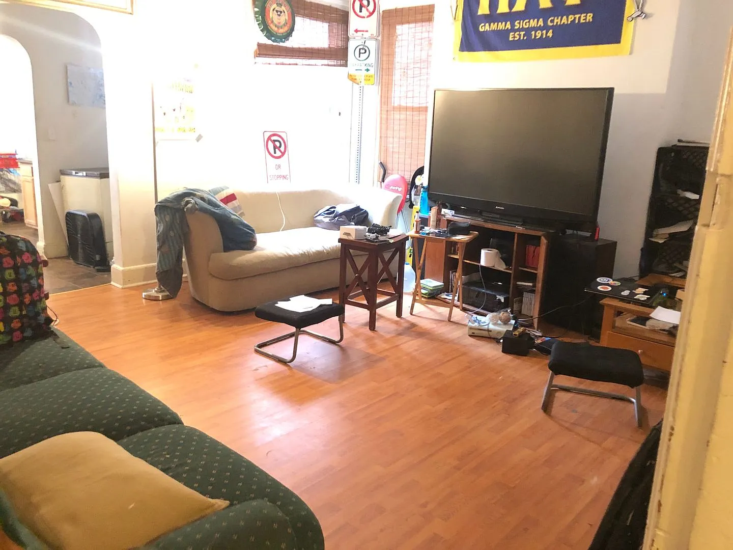 166 Robinson Street — Photo 4