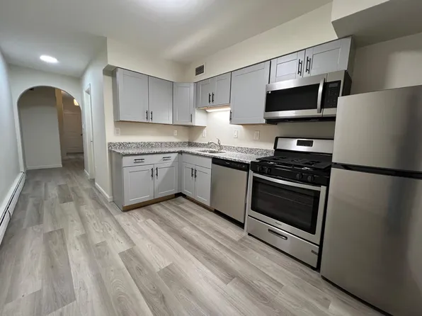 71 Old Glenham Rd APT 8, Beacon, NY 12508