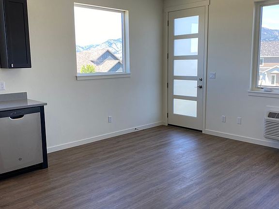 3rd image of 3083 Catron St Unit A