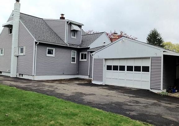 2nd image of 360 1st Ave