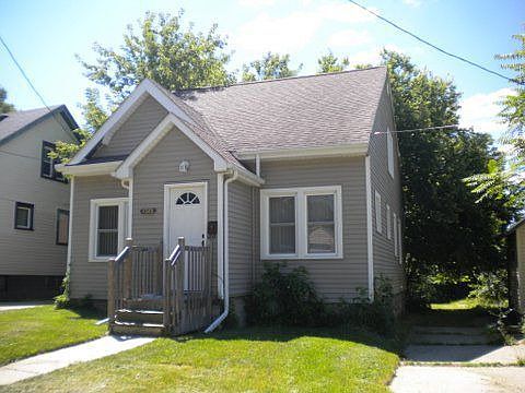 3rd image of 1725 Olds Ave