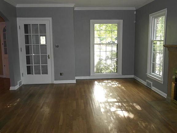 2nd image of 1279 Cleveland Heights Blvd
